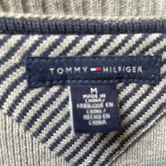 Tommy Hilfiger logo  gray cotton crewneck knit sweater Sz M - Picture 4 of 7